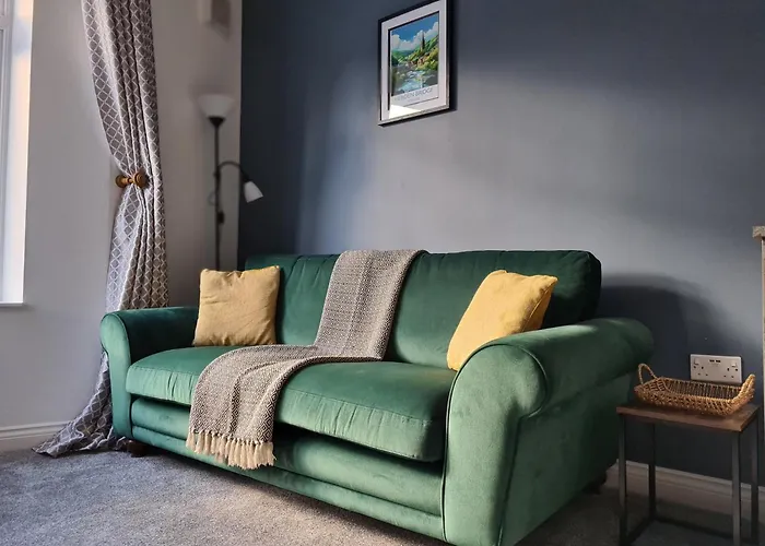 Modern River View Mytholmroyd Apartment