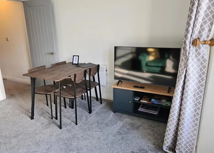 Modern River View Mytholmroyd Apartment